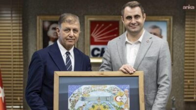 İzmir Büyükşehir Belediye Başkanı Cemil Tugay, yeni CHP İzmir İl