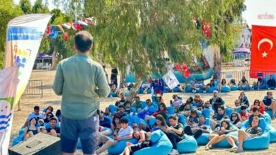 İzmir Büyükşehir Belediyesi ve Foça Belediyesi iş birliğiyle Kumburnu Plajı’nda