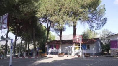 İzmir Büyükşehir Belediyesi’nin okulların ihtiyaçlarının giderilmesine yönelik Okul Aile Birliklerine Destek