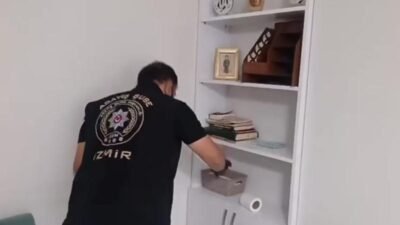 İzmir Emniyet Müdürlüğü ekipleri, kent genelinde hakkında kesinleşmiş hapis cezası