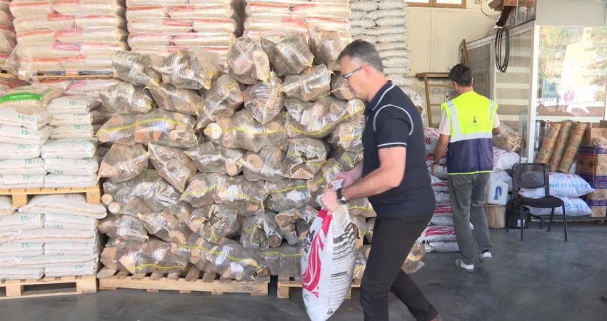  İzmir Büyükşehir Belediyesi Hava Kirliliği Denetim Ekibi, kirletici unsurların başında