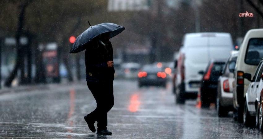 İzmir’de sağanak yağış etkili oldu: En fazla yağış Dikili’ye düştü İzmir genelinde etkili olan sağanakta, en fazla yağış, metrekareye 99,8