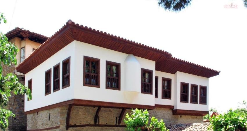 İzmir Büyükşehir Belediyesi’nin 2003 yılından bu yana düzenlediği Tarihe Saygı