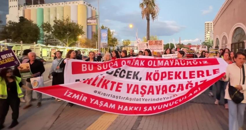İzmir Barosu üyesi avukatlar ve yaşam savuncuları, 4 Ekim Dünya