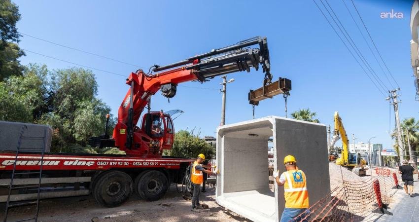 İzmir’de su ve altyapı yatırımları hız kazandı. İzmir Büyükşehir Belediyesi
