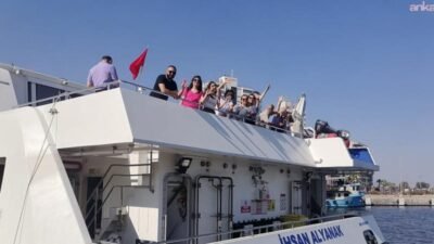 İzmir Büyükşehir Belediyesi’nin deniz ulaşımından sorumlu şirketi (İZDENİZ), yolcularla yapılan
