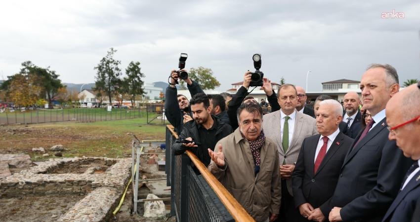 İznik Göl Bazilikası ziyarete açıldı… Bursa Büyükşehir Belediye Başkanı Bozbey: “Biz bu toprakların gücüne ve mirasına inanıyoruz” Tarih boyunca birçok uygarlığa ev sahipliği yapan İznik’in kültürel mirasına