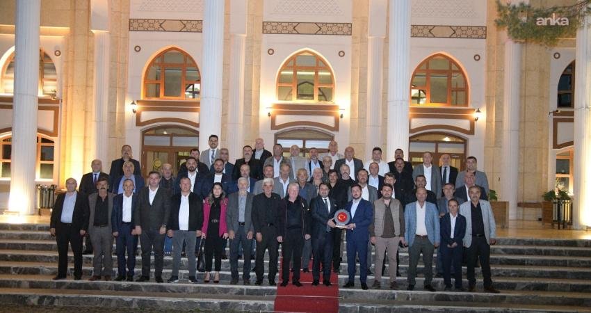 Kahramankazan Belediye Başkanı Selim Çırpanoğlu, Muhtarlar Günü dolayısıyla düzenlenen yemekte,