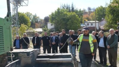 Kahramankazan Belediyesi, ilçe genelinde başlattığı asfalt seferberliğini sürdürüyor. Bu kapsamda,