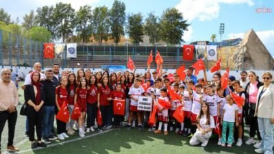 Karabağlar Belediyesi, ilçede sporun gelişimine katkı sağlamak amacıyla 35 amatör