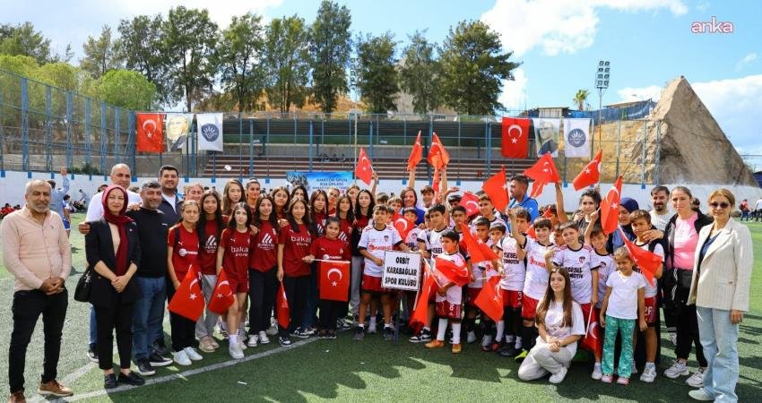Karabağlar Belediyesi, ilçede sporun gelişimine katkı sağlamak amacıyla 35 amatör