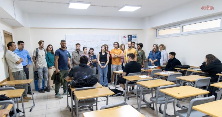 Karşıyakalı öğrencilere uluslararası eğitim desteği Karşıyaka Belediyesi ve Pi Gençlik Derneği, Türk ve yabancı gençler