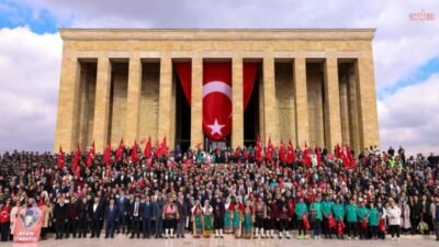 Ankara’nın Başkent oluşunun 102'nci yılı, Keçiören Belediyesi tarafından Ulu Önder