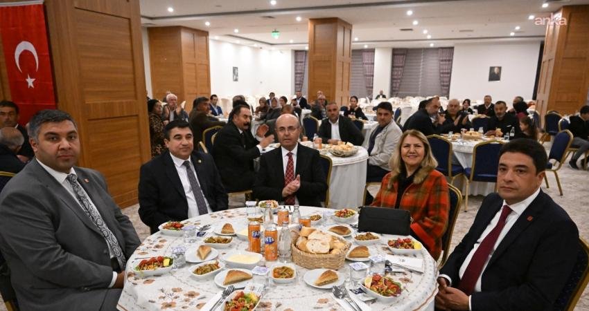 Kırşehir Belediye Başkanı Selahattin Ekicioğlu, 19 Ekim Muhtarlar Günü dolayısıyla