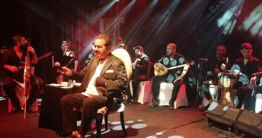 Şarkıcı İbrahim Tatlıses, sanatçı Neşet Ertaş'ın vefatının 13. yılında Kırşehir'de