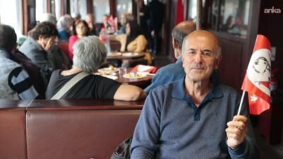 Konak Belediyesi'nin Cumhuriyet Bayramı kutlamaları kapsamında gaziler ve şehit yakınları