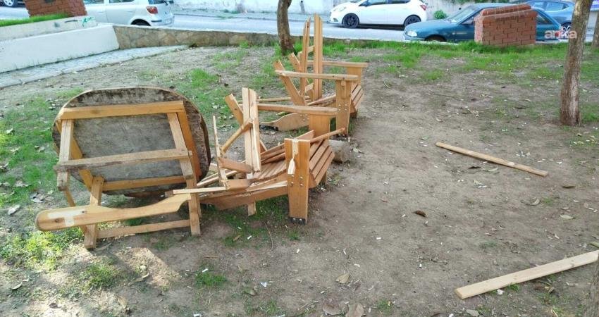 Konak Belediyesi’nin yenileyerek hizmete açtığı Şehit M. Yüce Sonkurt Parkı,
