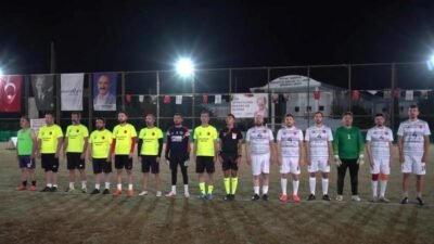 Konyaaltı Belediyesi’nin 29 Ekim Cumhuriyet Bayramı kutlamaları dolayısıyla düzenlediği Mahalleler