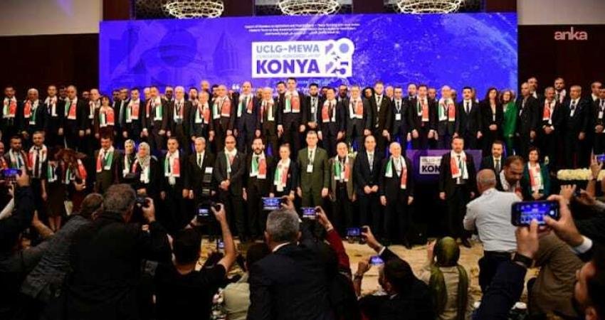 Kütahya Belediye Başkanı ve Birleşmiş Kentler ve Yerel Yönetimler Orta