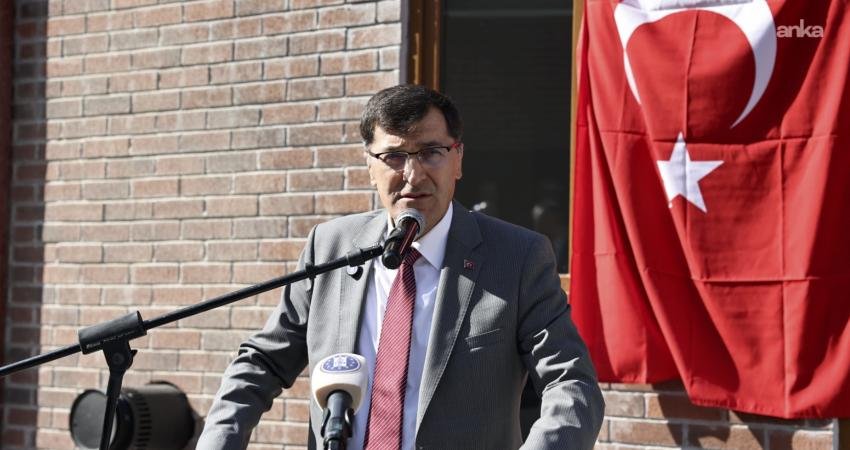 Kütahya Belediye Başkanı Eyüp Kahveci, İstiklal Mahallesi’ne kazandırılan yeni muhtarlık