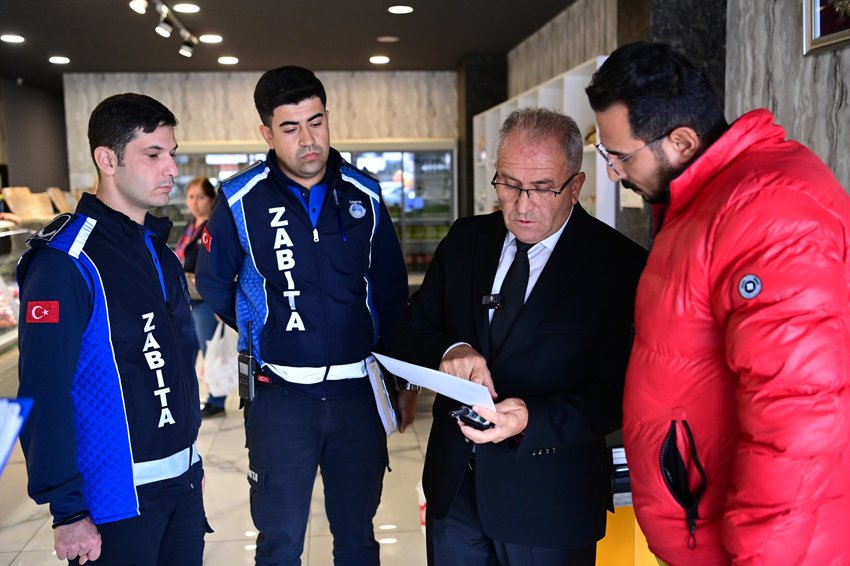 Mamak Belediyesi Zabıta Müdürlüğü’ne bağlı ekipler ilçe genelindeki kasap, fırın