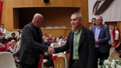 Manavgat Belediyesi'ne bağlı eğitim kurumlarında Cumhuriyet Bayramı dolayısıyla kutlama programı