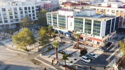 Menderes Belediyesi, ilçe genelinde geniş kapsamlı bir temizlik çalışması gerçekleştirdi.