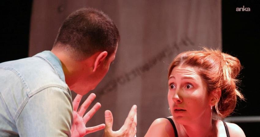 Menteşe Belediye Tiyatrosu, Kasım ayı boyunca farklı türlerdeki oyunlarla sanatseverlerle