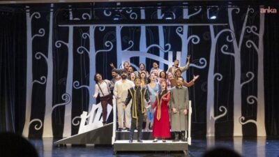 Mersin Büyükşehir Belediyesi Şehir Tiyatrosu, 25'inci sanat sezonunu William Shakespeare’in