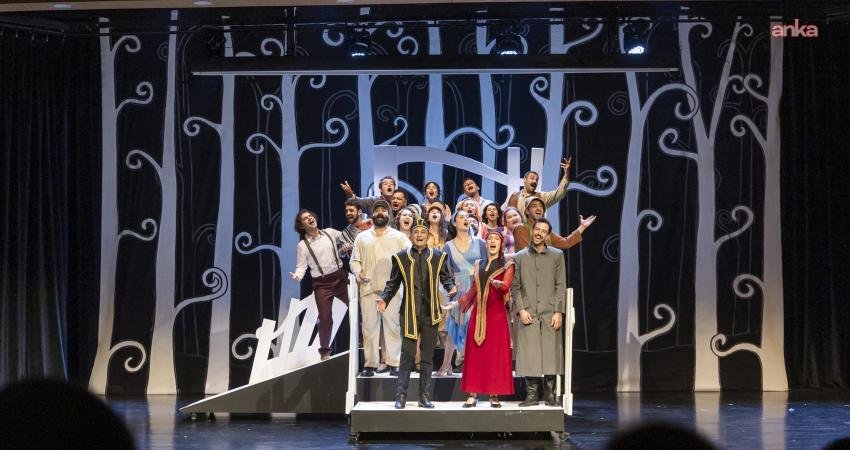 Mersin Büyükşehir Belediyesi Şehir Tiyatrosu, 25'inci sanat sezonunu William Shakespeare’in