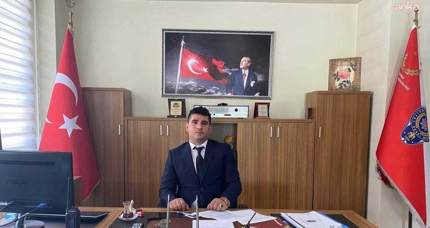 Mudurnu İlçe Emniyet Müdürü, eşine şiddet uyguladığı gerekçesiyle tutuklandı Mudurnu İlçe Emniyet Müdürü Hasan Tokgöz, eşine şiddet uyguladığı gerekçesiyle