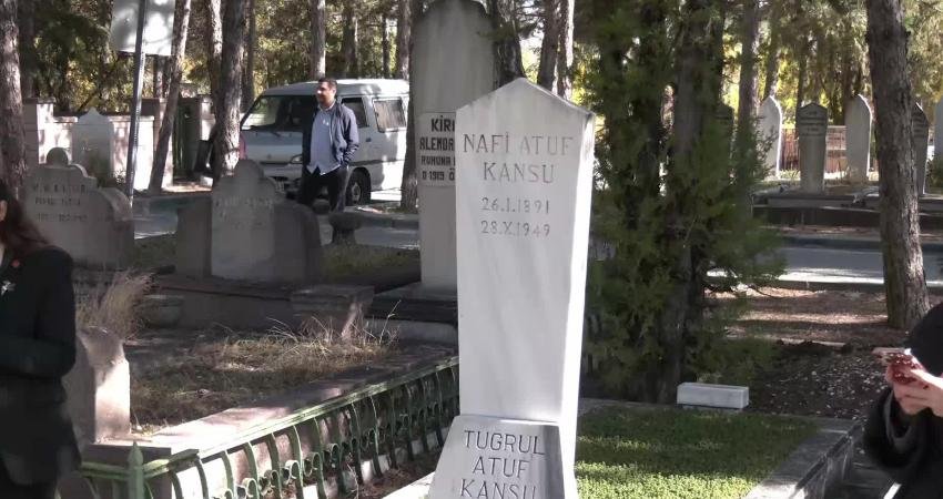 Suat Özçağdaş: “Yazdıklarıyla, kurduklarıyla, yaptıklarıyla Nafi Atuf Kansu gibi devlet adamlarına ihtiyacımız var” Türkiye Cumhuriyeti'nin ilk Milli Eğitim Bakanlığı Müsteşarı Nafi Atuf Kansu, 47’nci