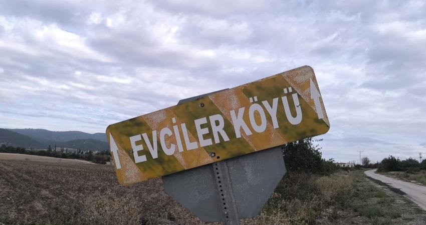 Osmaniye'nin Sumbas ilçesine bağlı Evciler Mahallesi sakinleri, "üç aydır musluklarından