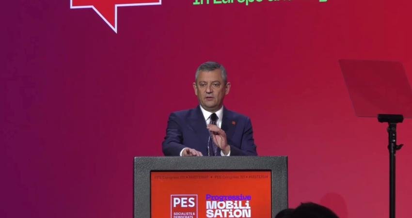 CHP Genel Başkanı Özgür Özel, Hollanda’nın başkenti Amsterdam’da düzenlenen Avrupa