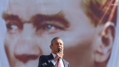 CHP Genel Başkanı Özgür Özel, 29 Ekim Cumhuriyet Bayramı mesajında,