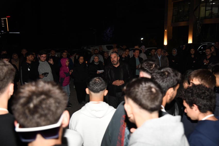 Sanatsal, kültürel ve sportif birçok alanda gençlerin gelişimini destekleyecek projeleri