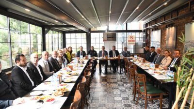 Pursaklar Belediye Başkanı Ertuğrul Çetin, 19 Ekim Muhtarlar Günü dolayısıyla