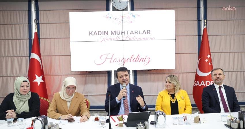 Saadet Partisi Genel Başkanı Mahmut Arıkan, parti genel merkezinde kadın
