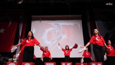 Sancaktepe Belediyesi Bilgi Evleri tarafından düzenlenen 29 Ekim Cumhuriyet Bayramı