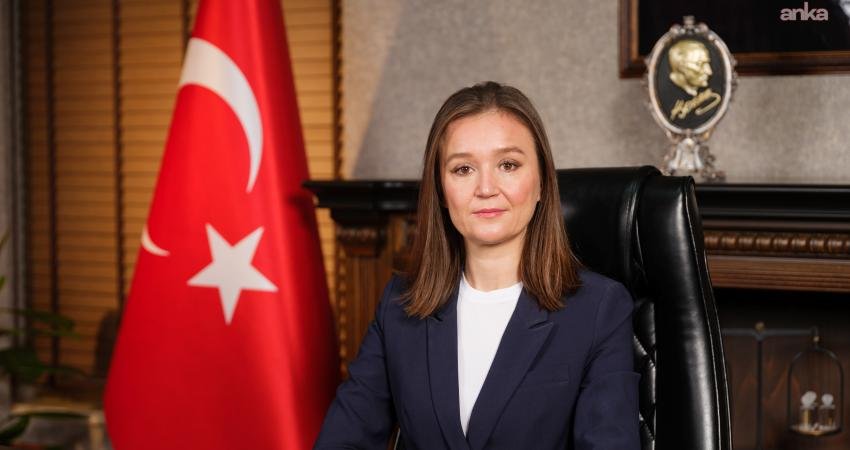 Kaleme aldığı bir yazıda CHP'li Şehzadeler Belediye Başkanı Gülşah Durbay