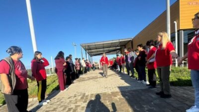 Selçuk Belediyesi Engelsiz Yaşam Merkezi’nin engelsiz çocukları izcilikle tanıştı. İzmir