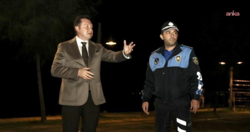 Silivri Belediye Başkanı Bora Balcıoğlu, Silivri Sahili’nin Boşnakbahçe mevkiinde falezlerde