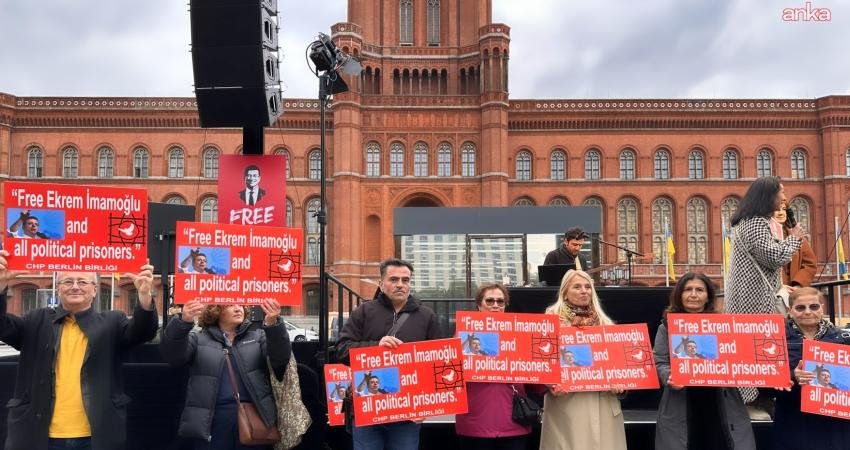 Almanya’nın başkenti Berlin’de, Türkiye’deki Silivri Cezaevi’nin hücresinin birebir ölçülerde yapılan