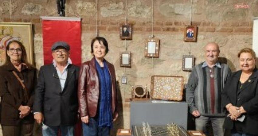 Silivri Sanat Platformu tarafından hazırlanan 'Zamanın İzinde Geleneksel Sanatlar Sergisi'nin