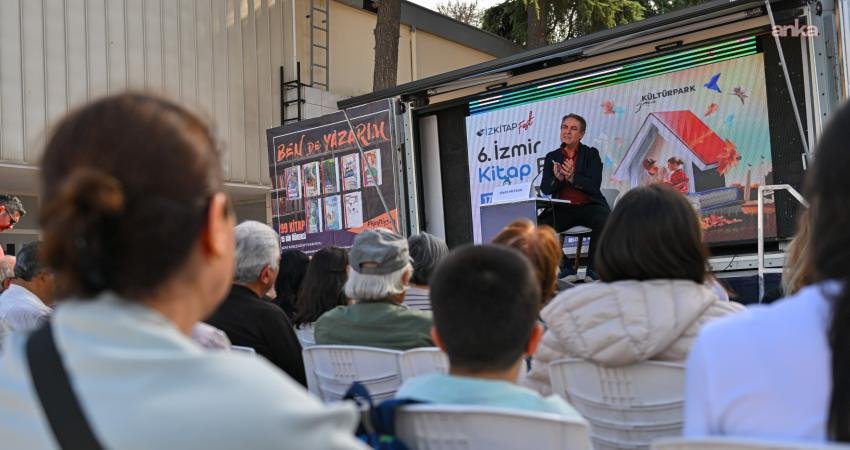 İzmir Büyükşehir Belediyesi’nin ev sahipliğinde, Kültürpark’ta düzenlenen İZKİTAP – 6.