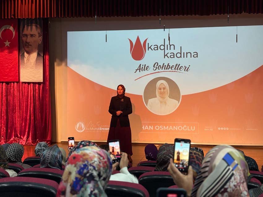 Sincan’da “Kadın Kadına Aile Sohbetleri”nin konuğu Nilhan Osmanoğlu oldu Sincan Belediyesi, alanında uzman ve değerli isimleri Sincanlı hanımlarla buluşturmaya