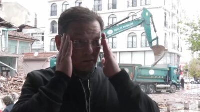 Sındırgı Belediye Başkanı Serkan Sak, ilçede meydana gelen 6.1 büyüklüğündeki