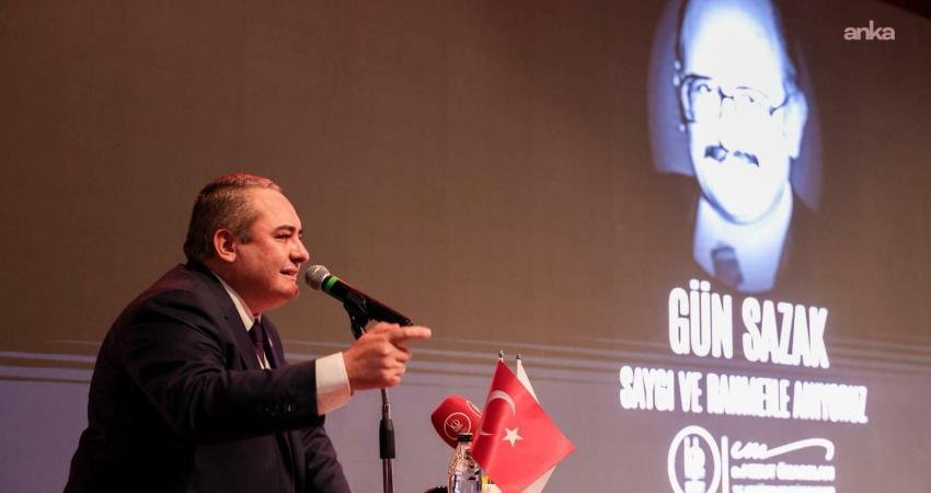 Siyasetçi Gün Sazak anısına hazırlanan “169 Gün” belgeselinin galası Keçiören’de yapıldı Eski Tekel Bakanı Gün Sazak anısına hazırlanan “169 Gün” belgeselinin
