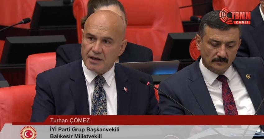 İYİ Parti Grup Başkanvekili Turhan Çömez, gazeteci Hakan Tosun'un gece
