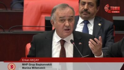 TBMM Genel Kurulu'nda İYİ Parti Grup Başkanvekili Turhan Çömez ve